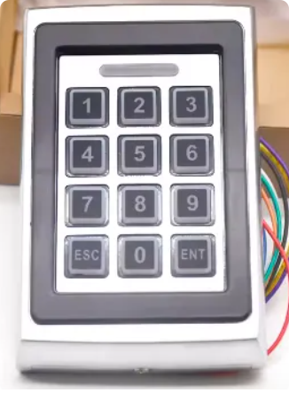 Contatos do circuito original da membrana